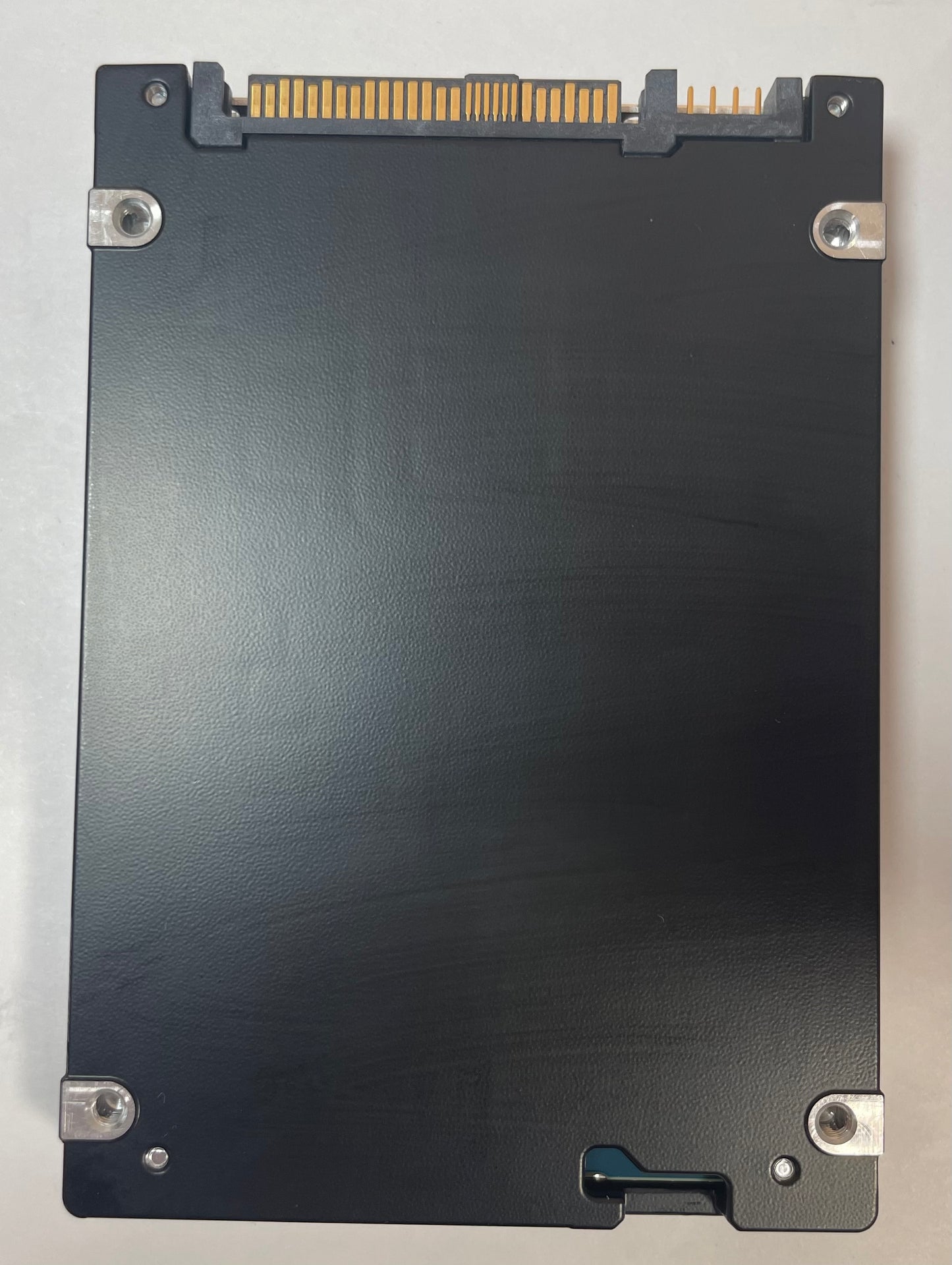 DELL EMC KIOXIA KPM7XVUG1T60 2.5" 1.6TB SAS 24Gbps SSD -Excellent