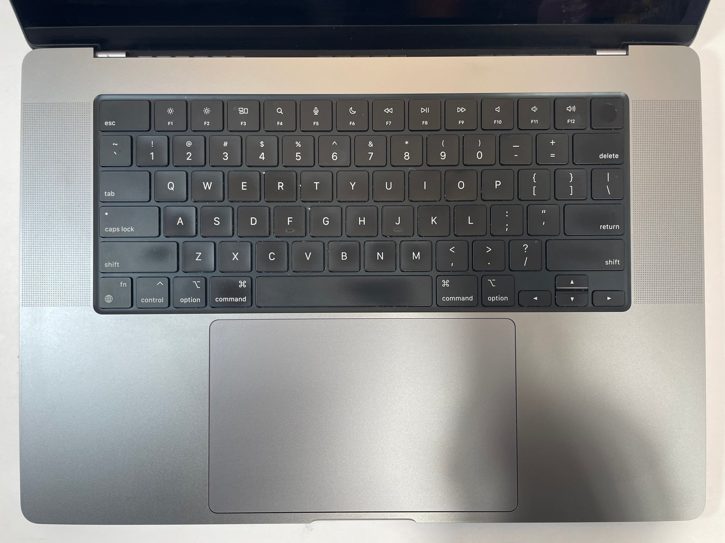 APPLE MacBook Pro A2485 2021 16" Apple M1 Pro 16GB 512GB SSD Gray Sonoma
