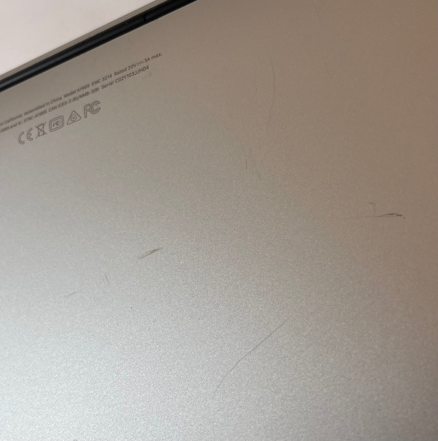 APPLE MacBook Pro A1989 2018 13" Core i5 8259U 16GB 256GB SSD Silver Sonoma