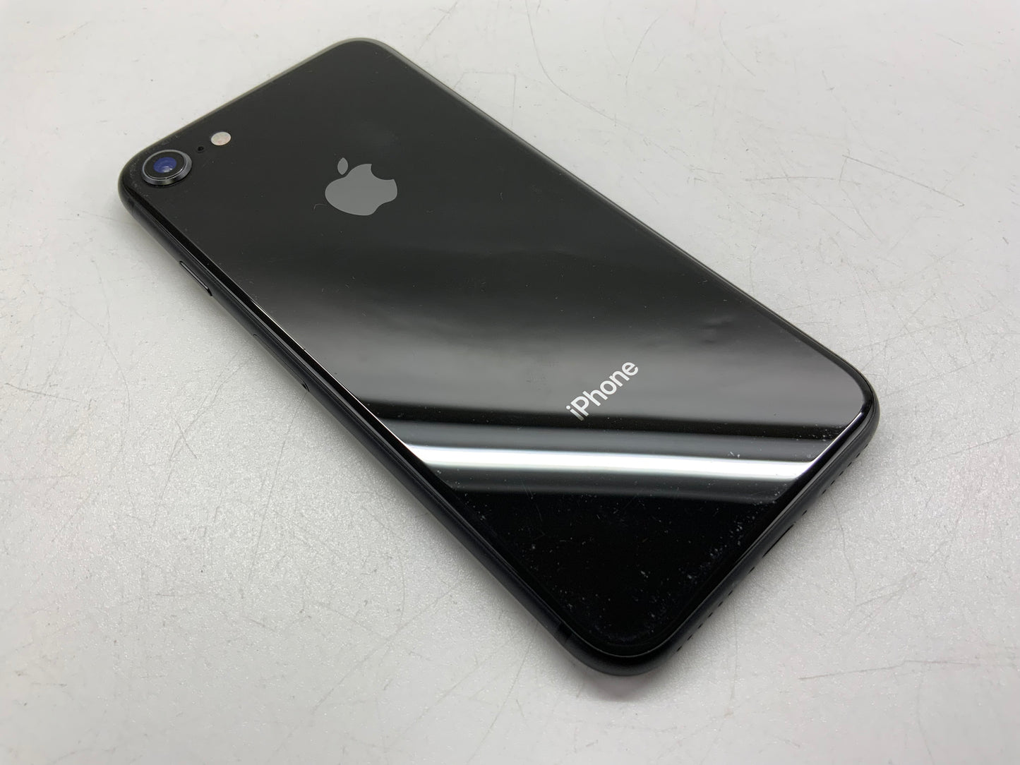 APPLE iPhone 8 A1863 64GB Unlocked Black/Gray iOS 16