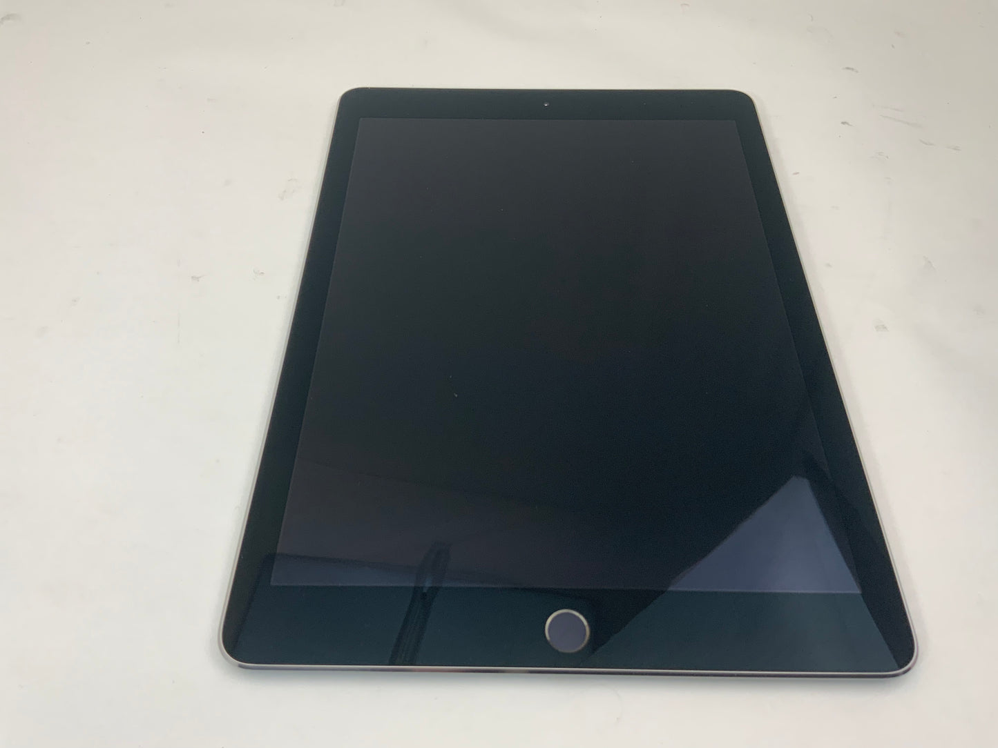 APPLE iPad Pro A1674 9.7" Tablet 32GB Unlocked Space Gray iOS 16 -Good