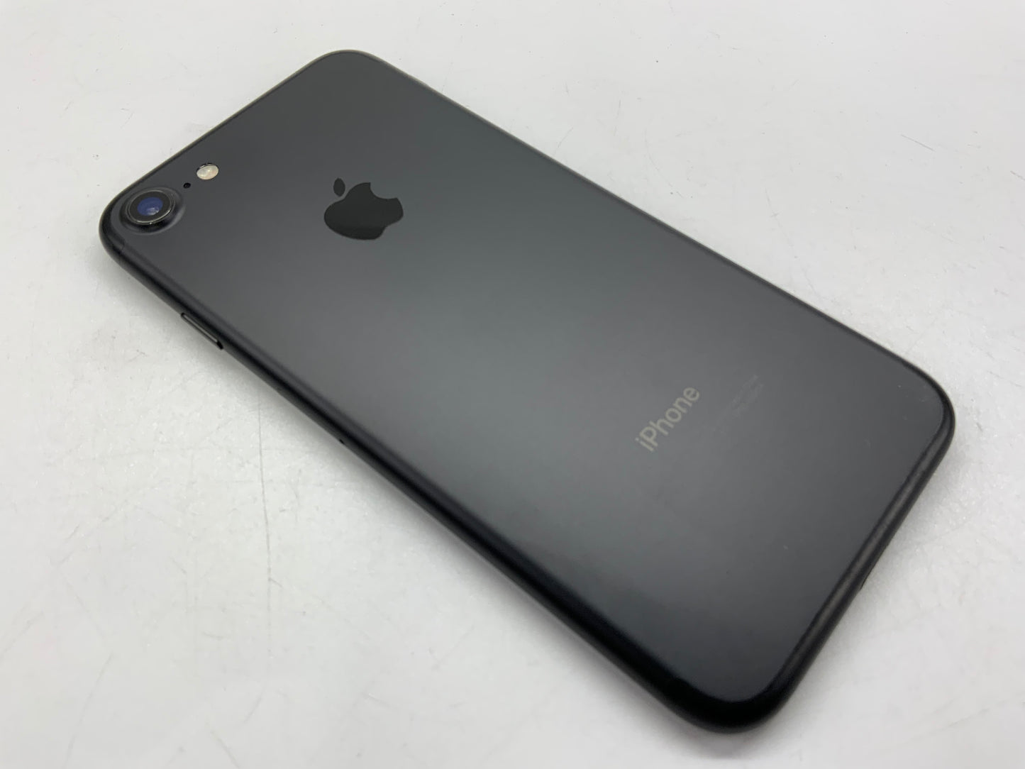 APPLE iPhone 7 A1660 32GB Unlocked iOS 15 Black