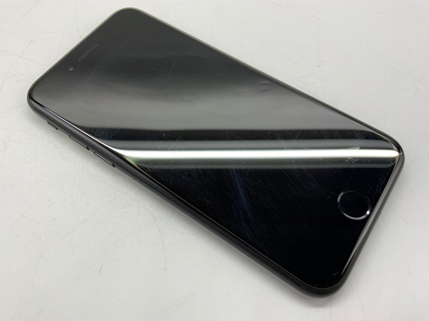 APPLE iPhone 7 A1660 32GB Unlocked iOS 15 Black
