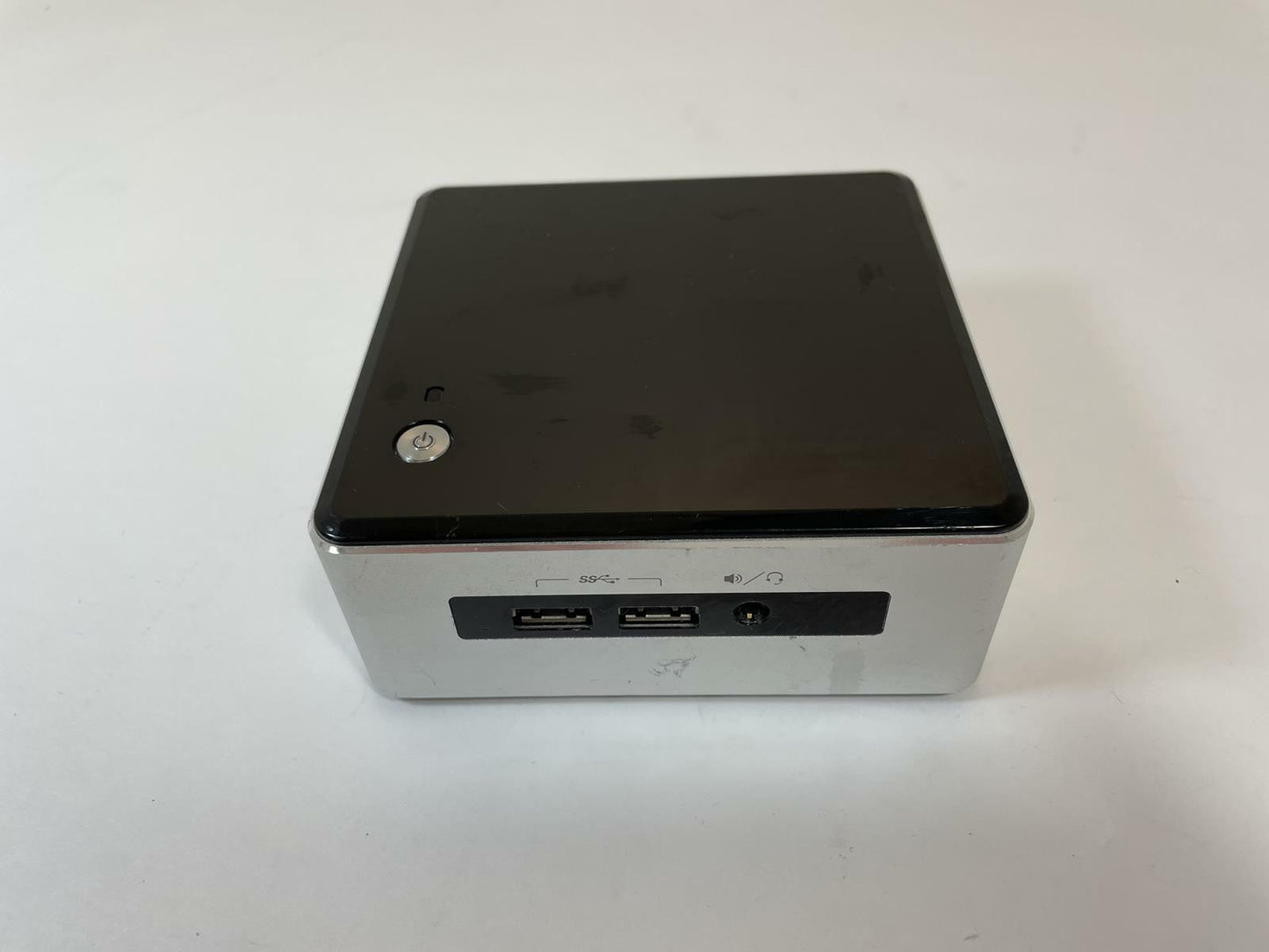 INTEL NUC5I7RYB Core i7 5557U 0GB 8GB RAM