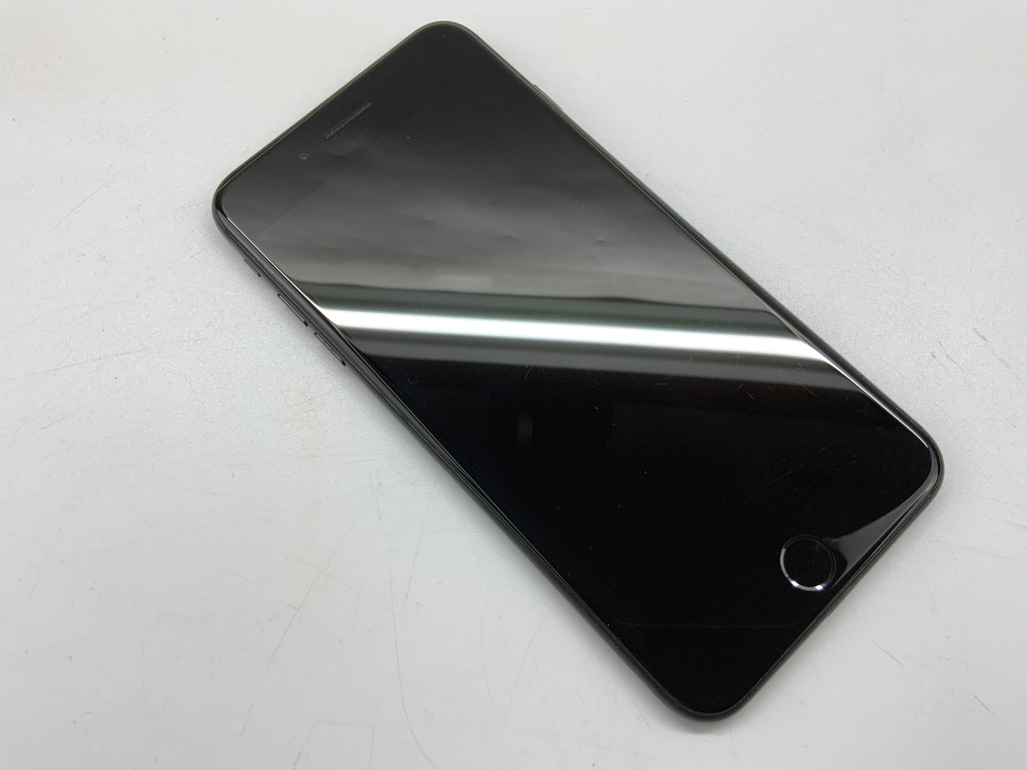 APPLE iPhone 7 Plus A1784 32GB AT&T Black iOS 15
