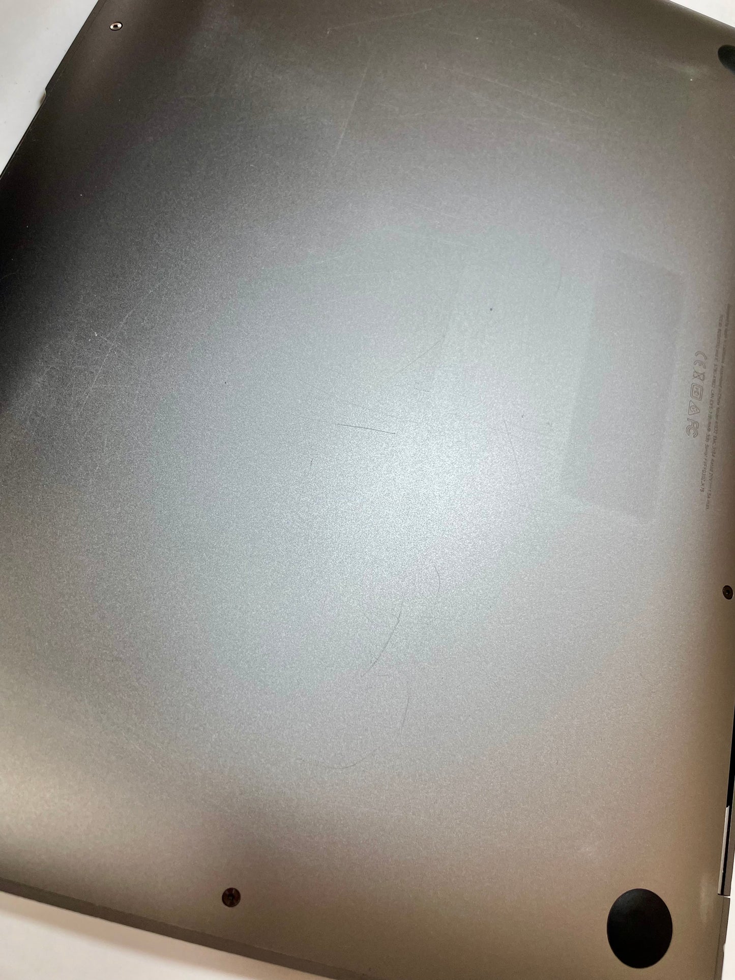 APPLE MacBook Air A1932 2018 13" i5 8210Y 256GB 8GB SSD Gray Sonoma -SEE PHOTOS