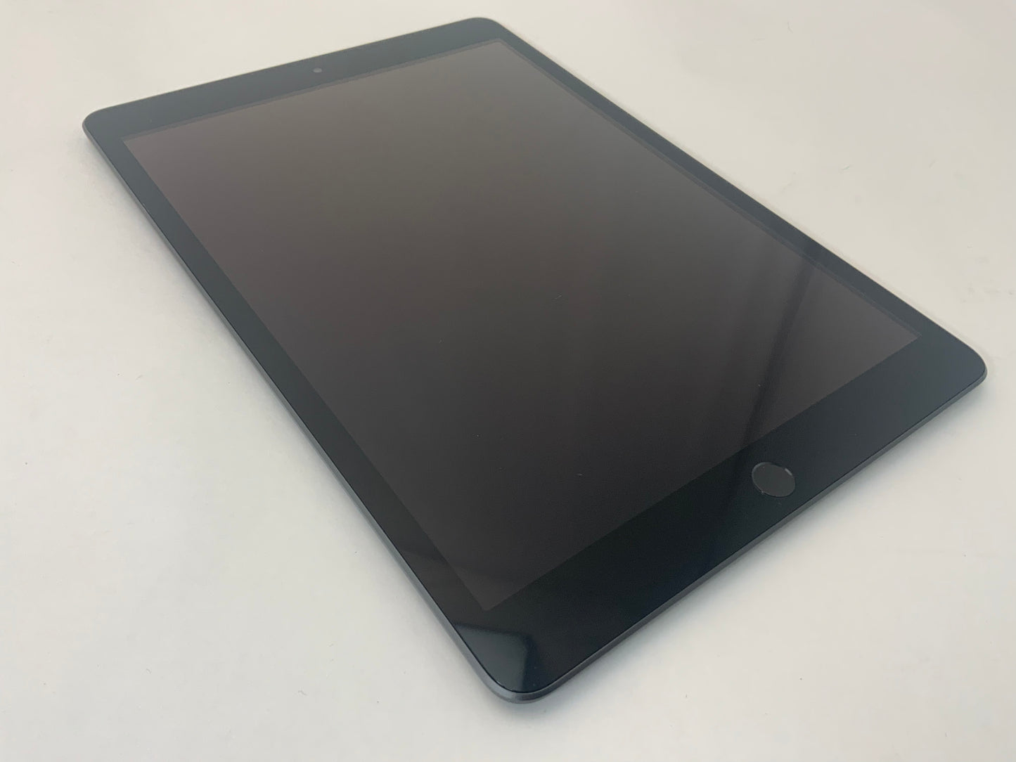 APPLE iPad A2603 9th Gen 10.2" 64GB Unlocked Black & Gray iOS -Good
