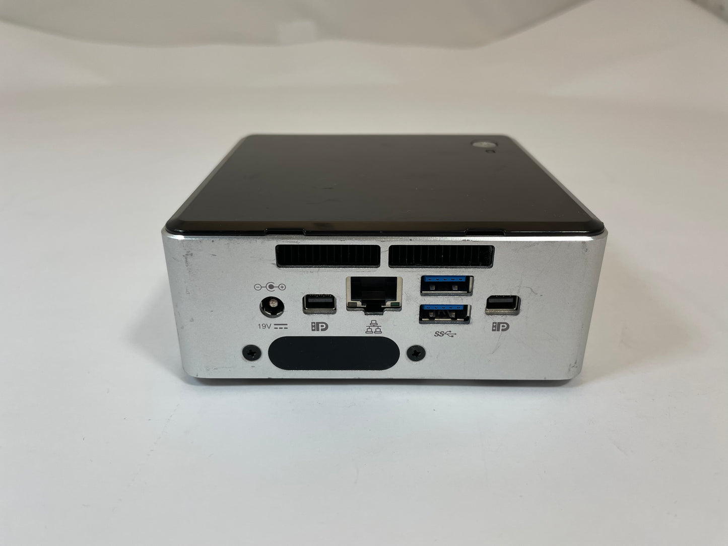 INTEL NUC5I5RYH Mini PC Core i5-5250U 128GB 8GB RAM -NO AC or OS Included