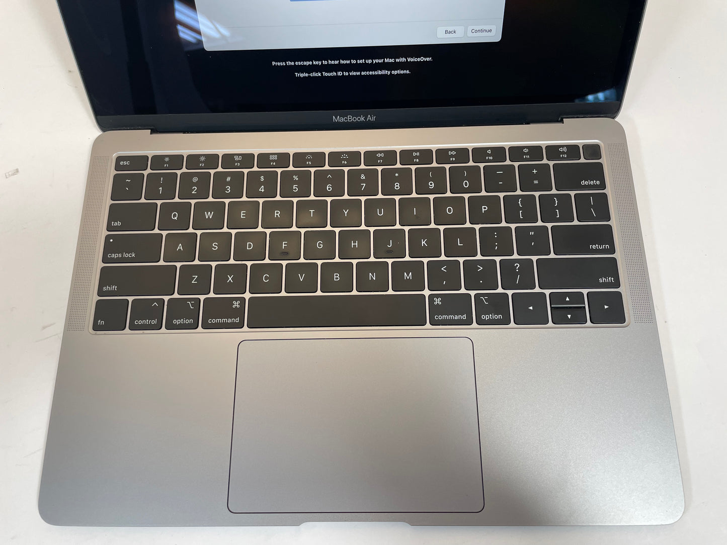 APPLE MacBook Air A1932 2018 13" Core i5-8210Y 256GB 8GB SSD Gray Sonoma