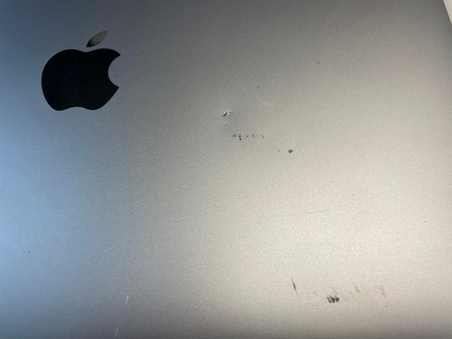 APPLE MacBook Pro A1989 2018 13" Core i7 8559U 1TB 16GB SSD Gray Sequoia