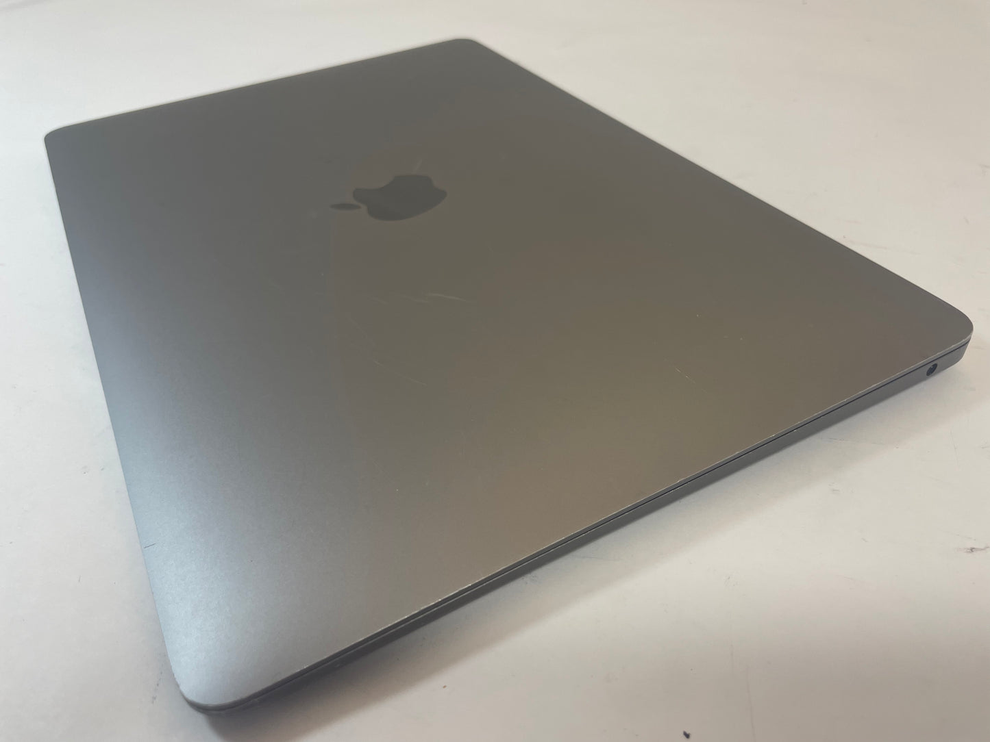 APPLE MacBook Air A2179 2020 13" Core i3 1000NG4 256GB 8GB SSD Gray Sequoia