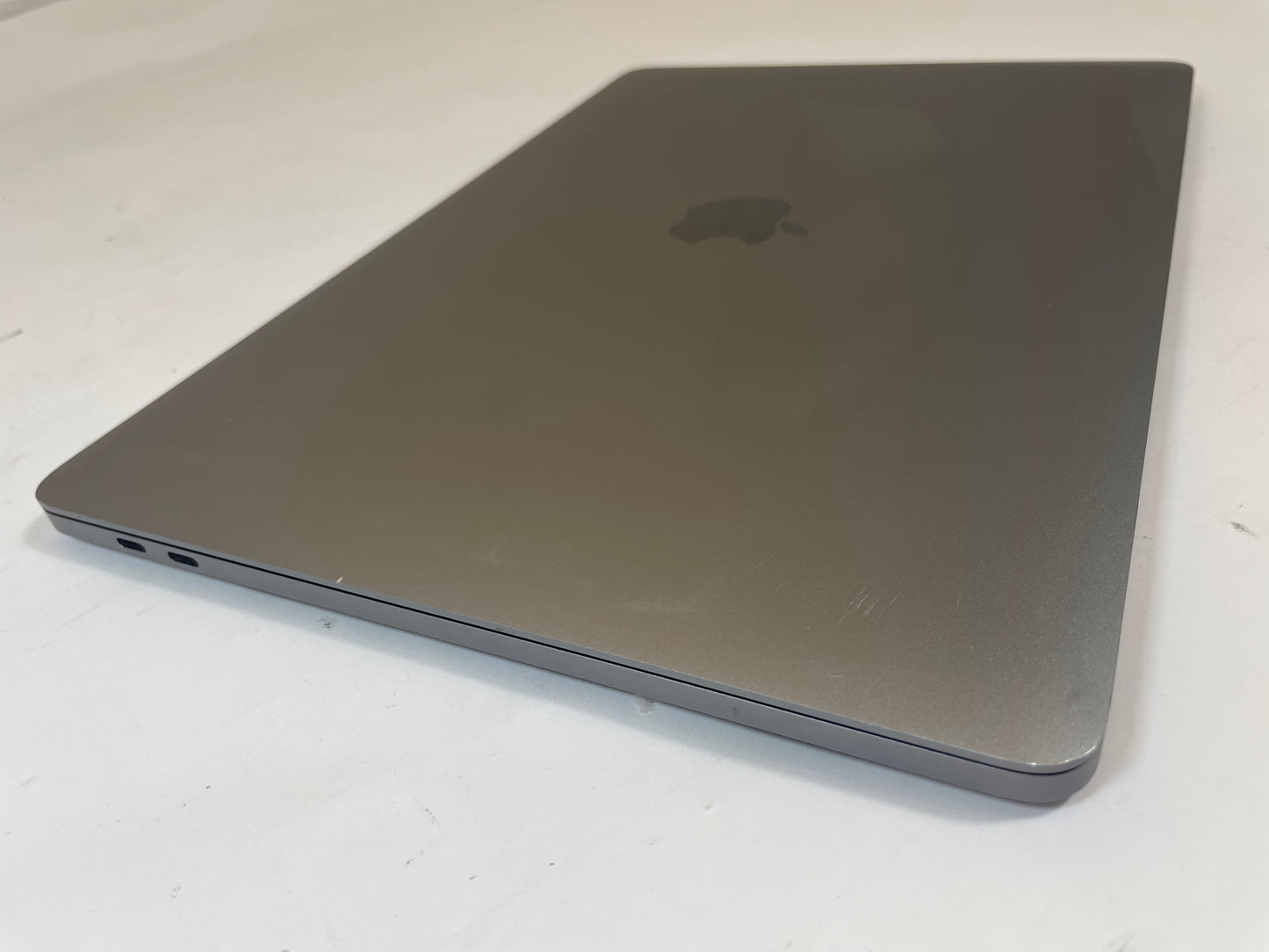 APPLE MacBook Pro A1989 2019 13" Core i5 8279U 512GB 8GB SSD Gray Sequoia