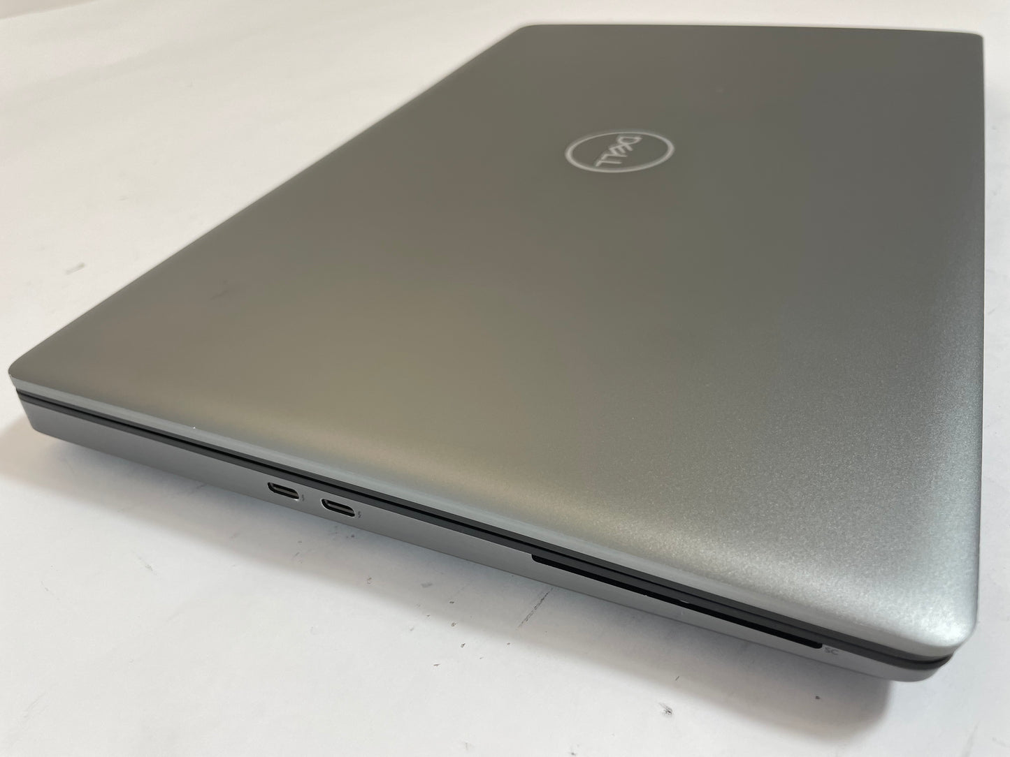 DELL PRECISION 7560 15" Touchscreen Laptop Core i7 11850H 1TB 32GB SSD WIN11