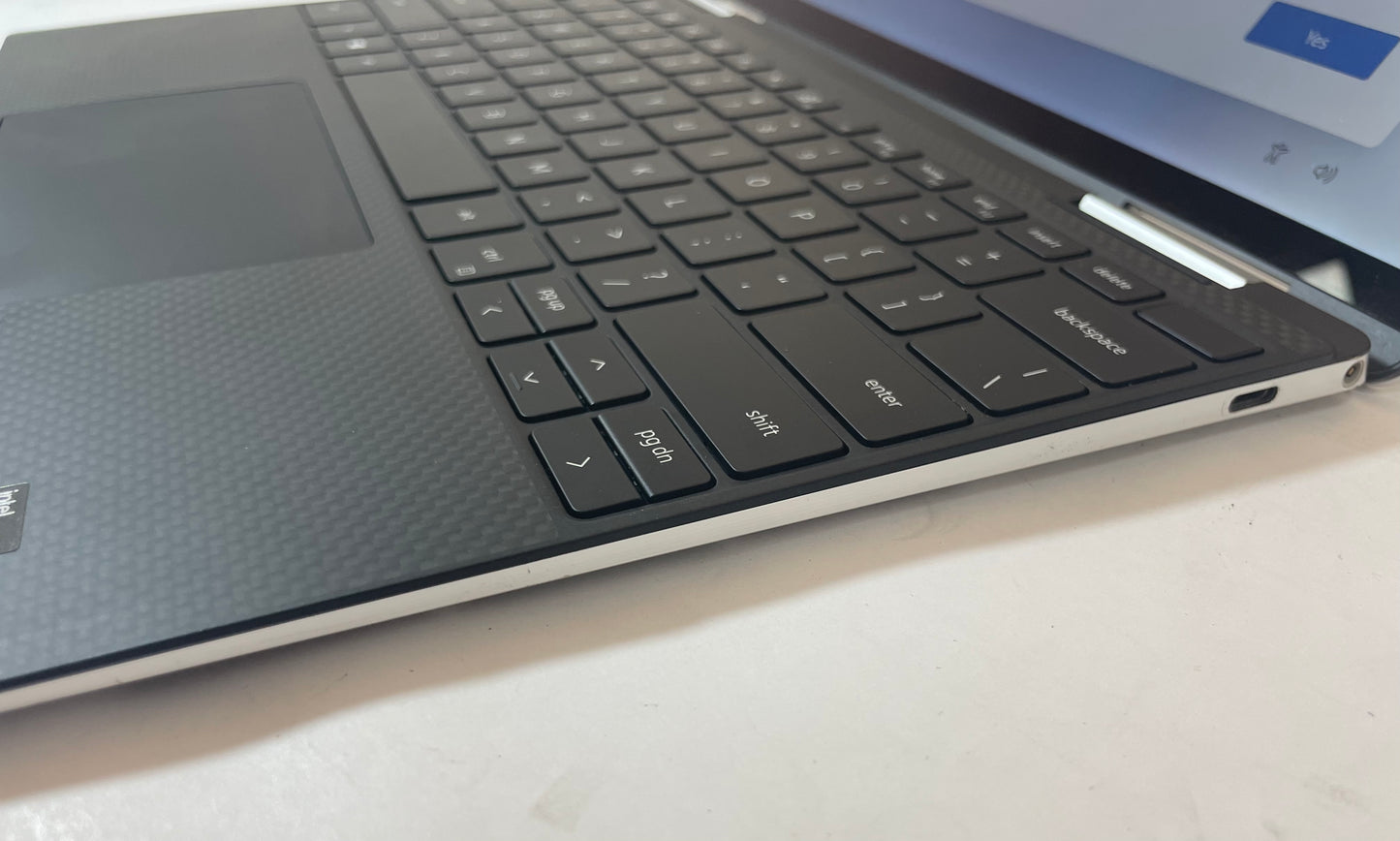 DELL XPS 13 9310 2n1 13.4" Laptop Core i7 1165G7 512GB 16GB NVMe Windows 11