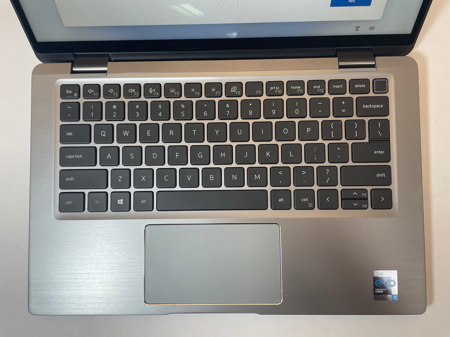 DELL Latitude 7320 13" 2n1 Laptop Core i7 1165G7 16GB 256GB NVMe Windows 11-Good
