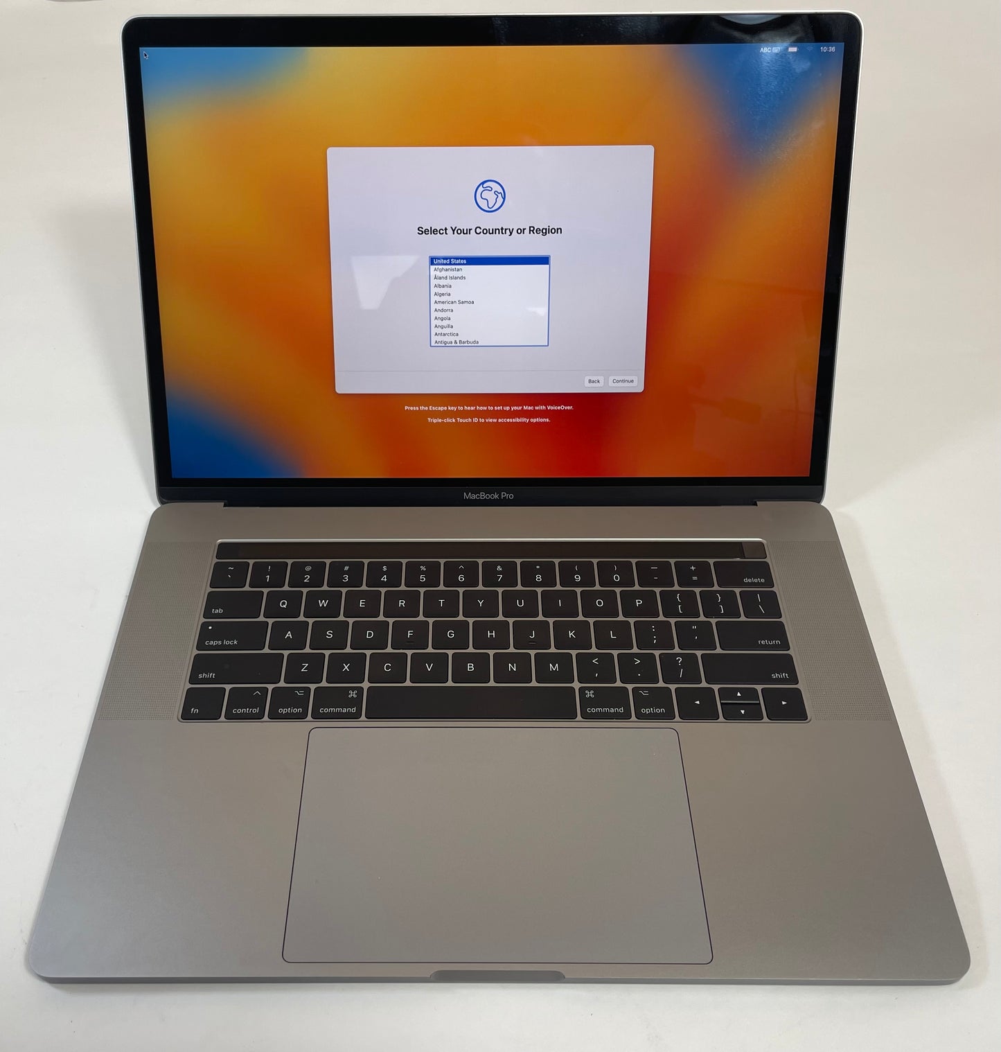 APPLE MacBook Pro A1707 2017 15" i7 7920HQ 16GB 512GB SSD Gray Ventura-Very Good