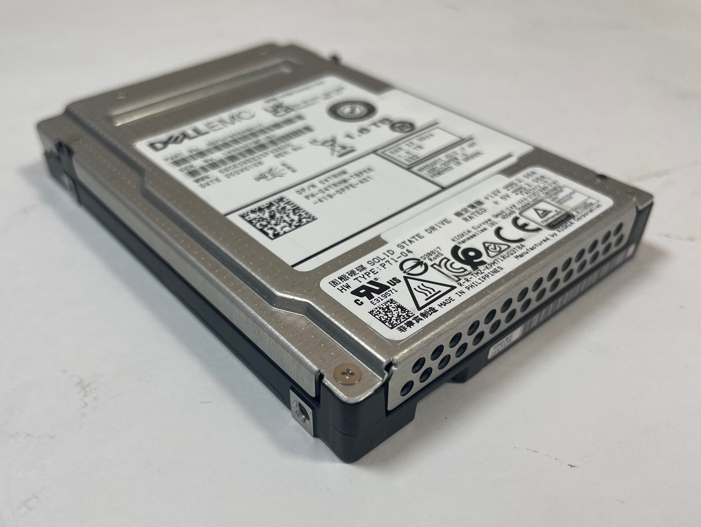 DELL EMC KIOXIA KPM7XVUG1T60 2.5" 1.6TB SAS 24Gbps SSD -Excellent