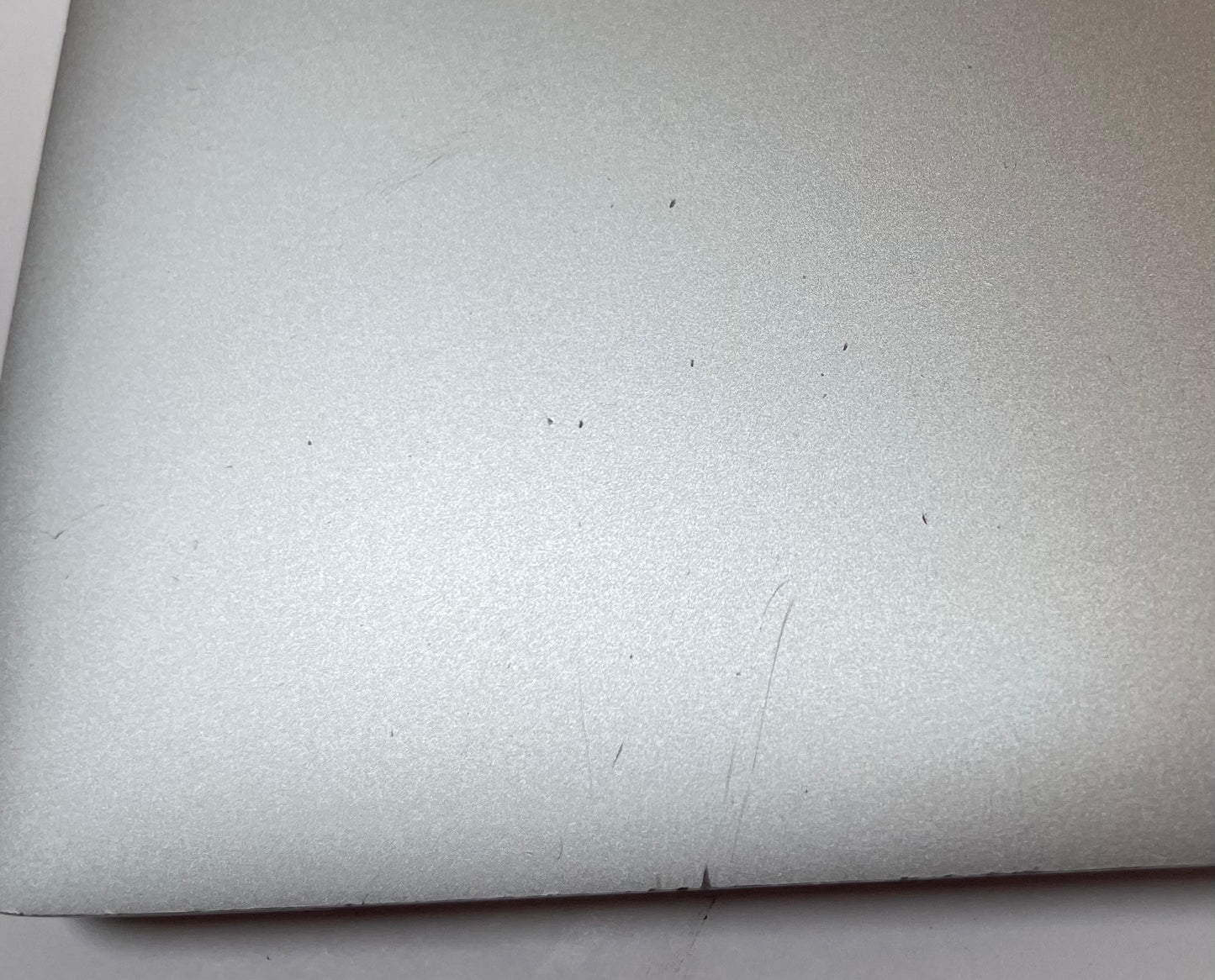 APPLE MacBook Pro A1989 2018 13" Core i5 8259U 16GB 256GB SSD Silver Sonoma