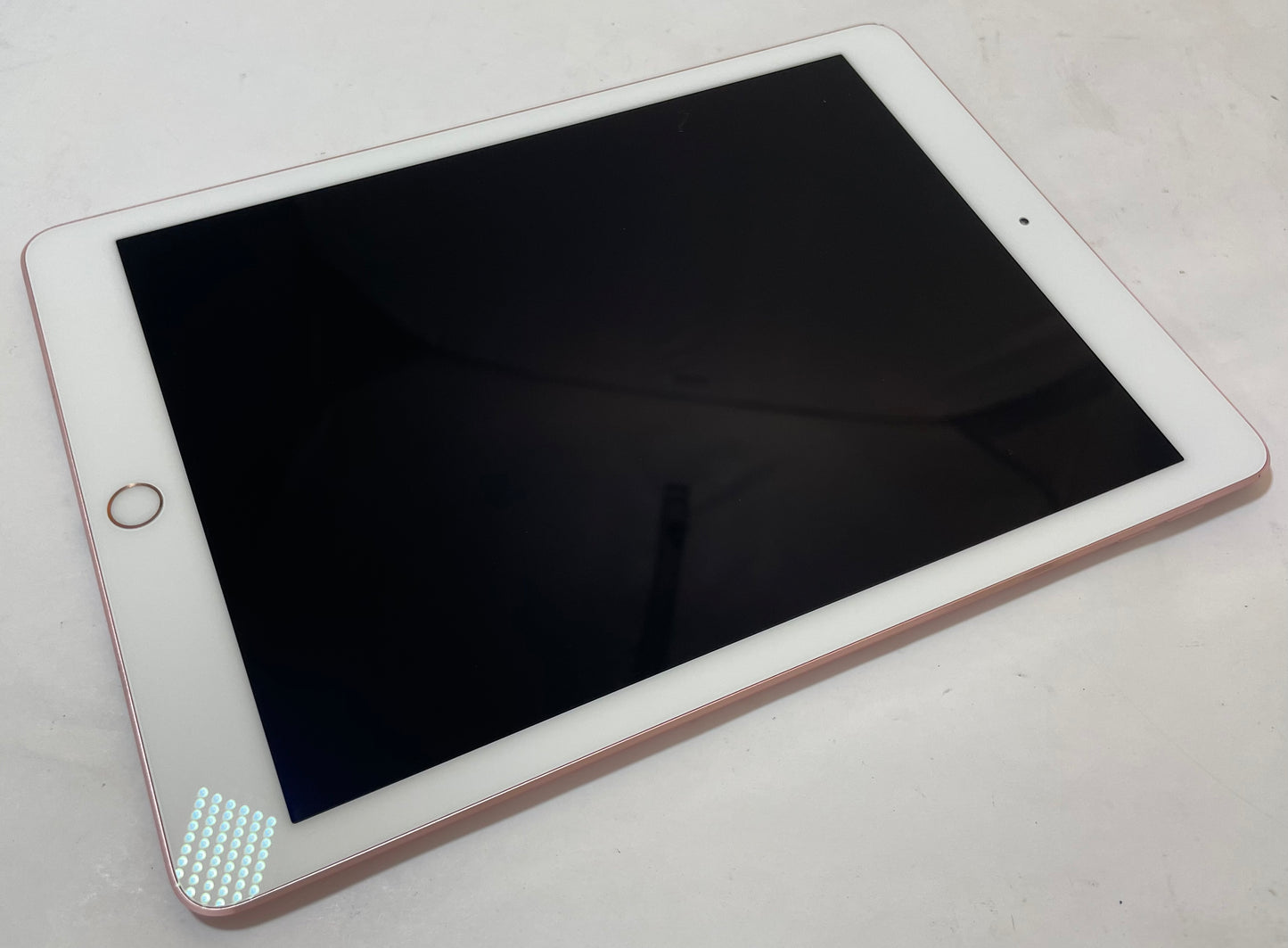 APPLE iPad Pro A1673 9.7" Tablet 256GB WiFi Only Rose Gold iOS -Good