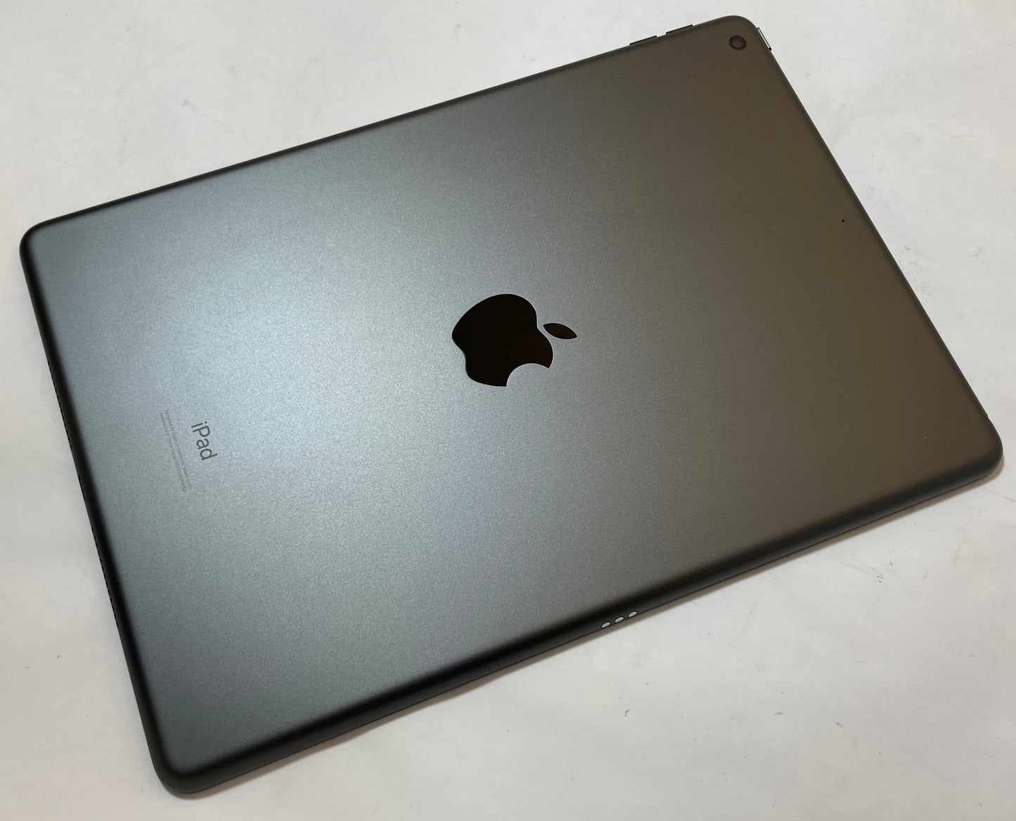 APPLE iPad 7th Gen A2197 10.2" Tablet 128GB WiFi Only Gray iOS -Very Good
