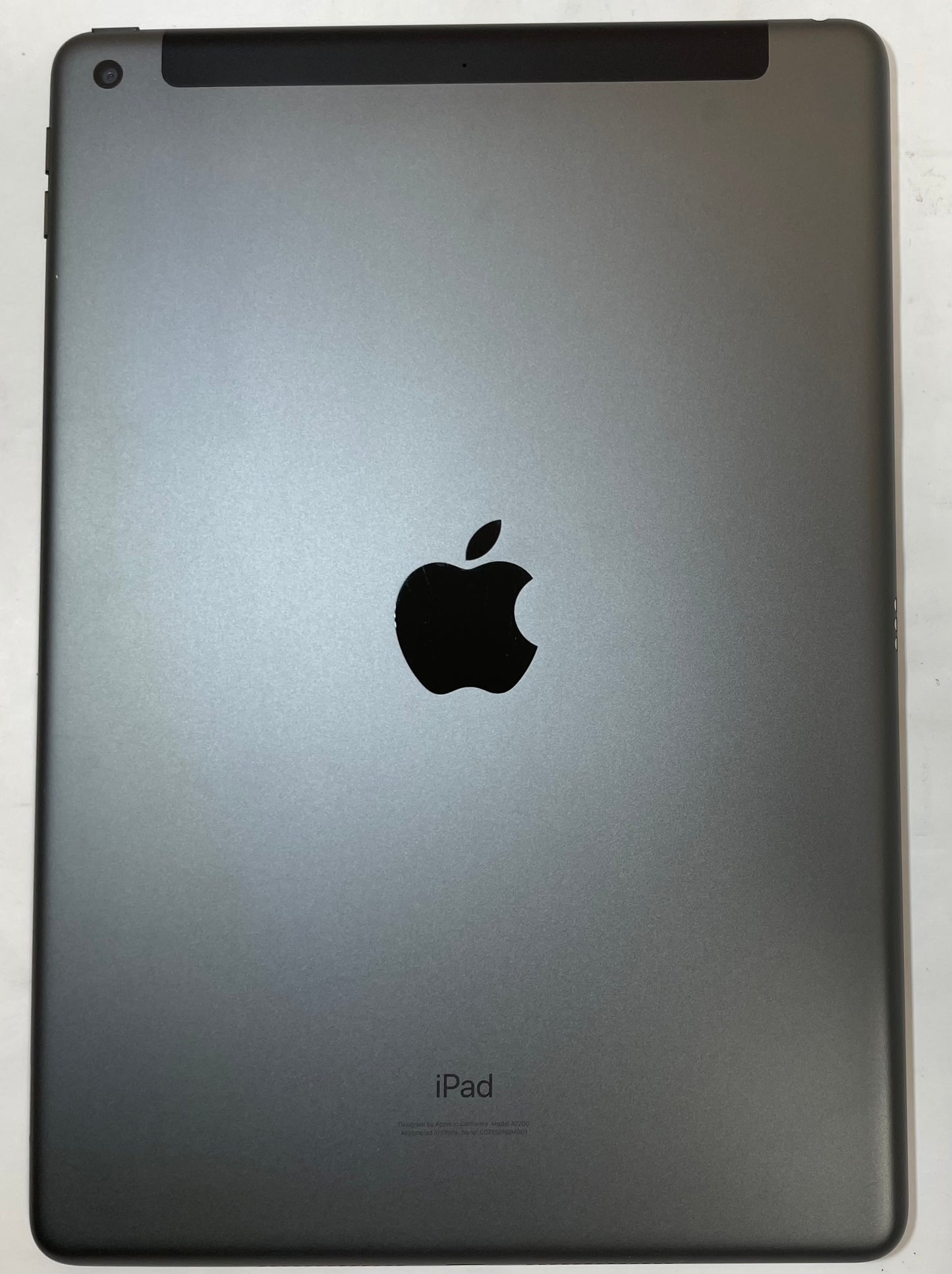 APPLE iPad 7th Gen A2200 10.2" Tablet 32GB Unlocked Gray iOS -Very Good