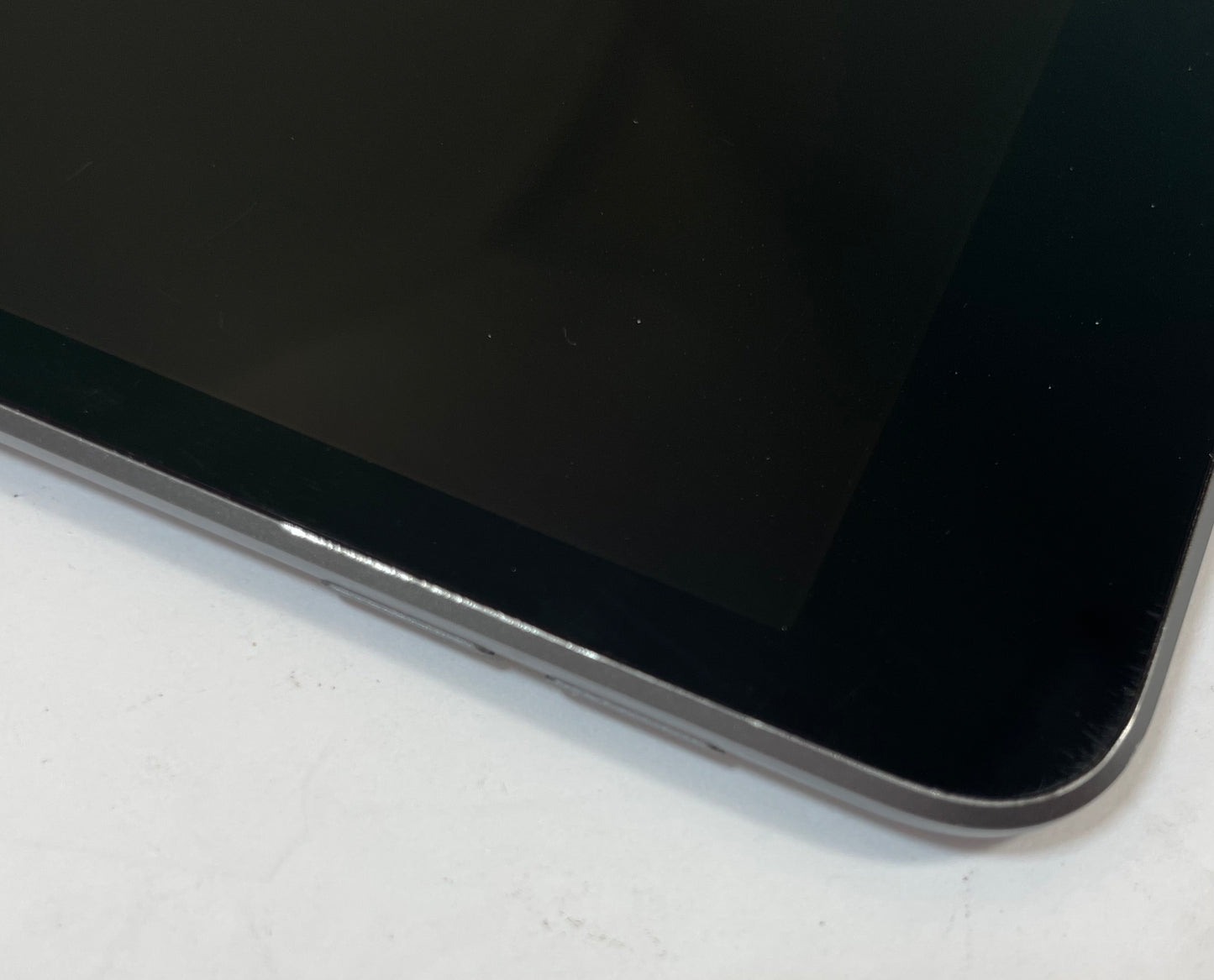 APPLE iPad Air 3rd Gen A2152 10.5" Tablet 256GB WiFi Only Gray iOS -Good