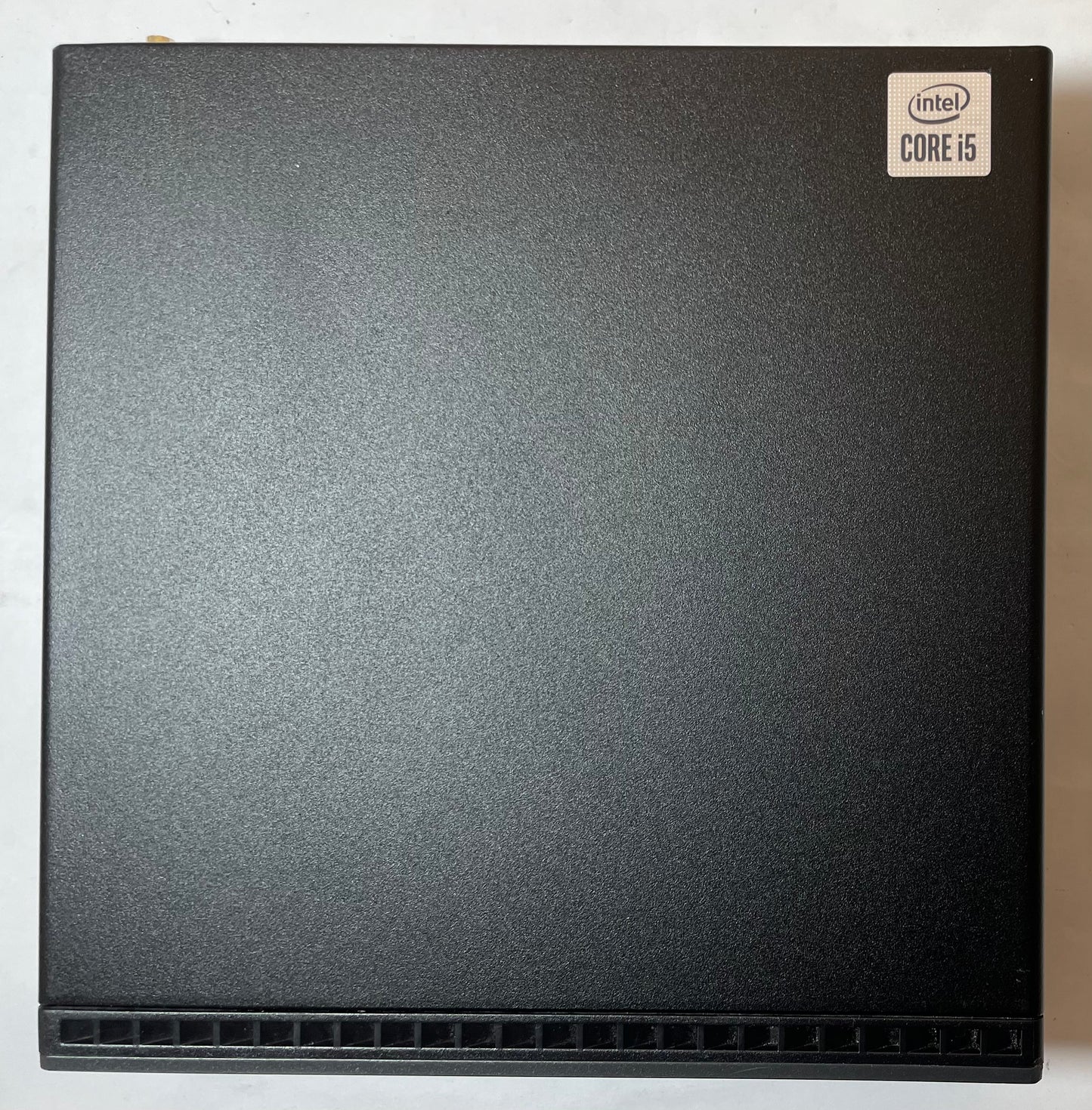 LENOVO THINKCENTRE M70Q Tiny Desktop i5 10400T 16GB 256GB NVMe WIN11 -Very Good