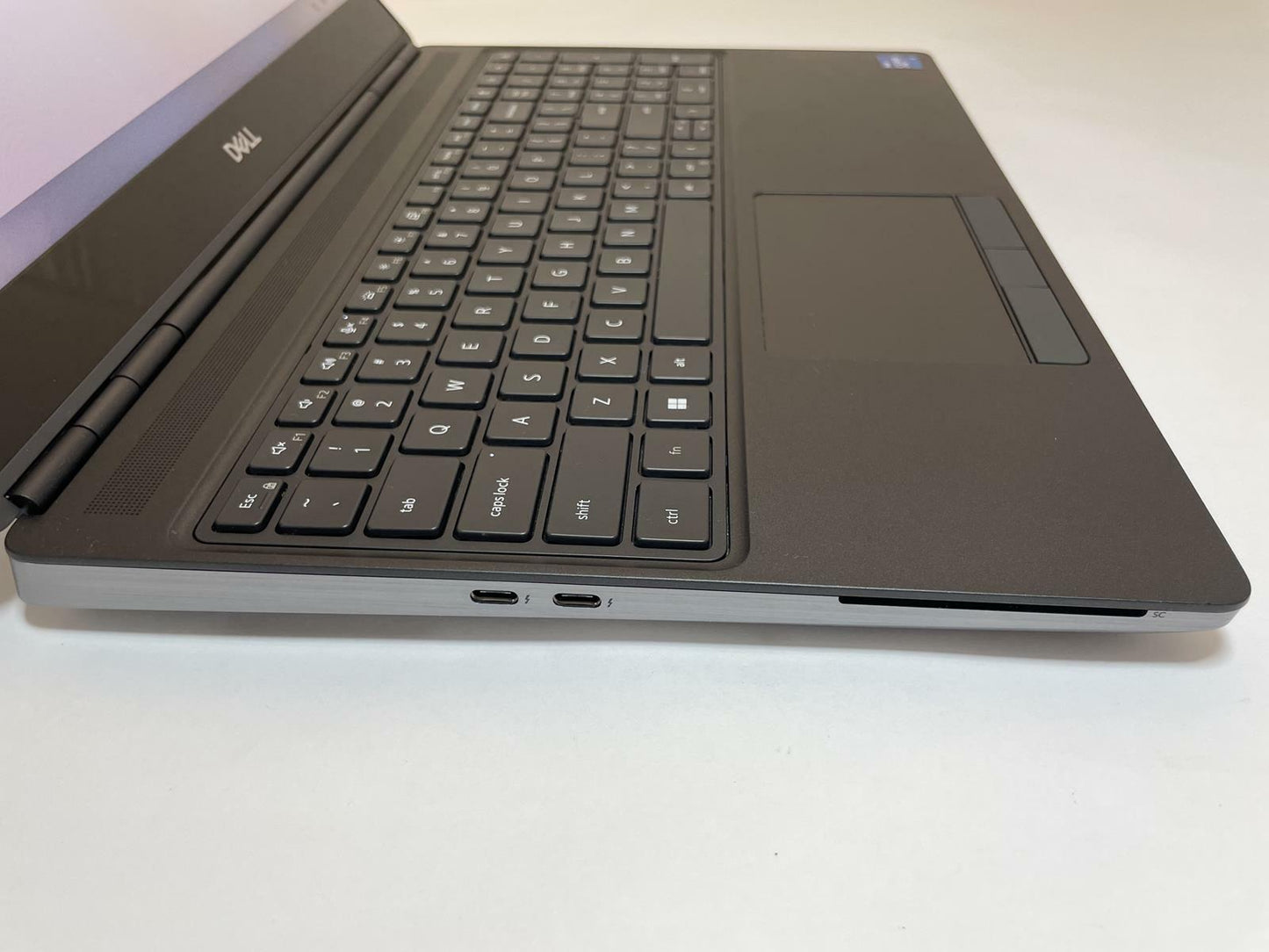 DELL PRECISION 7560 15" Touch Laptop i7 11850H 32GB 256GB NVMe WIN11 -Very Good