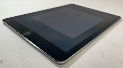 APPLE iPad Air 2 A1567 9.7" 16GB Gray Unlocked iOS 15