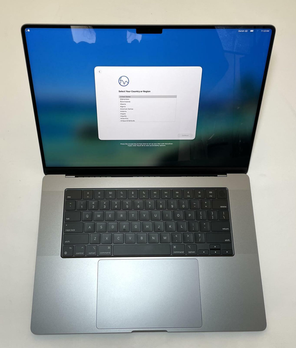 APPLE MacBook Pro A2485 2021 16" M1 Pro 32GB 1TB SSD Gray Tahoe -Very Good