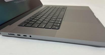 APPLE MacBook Pro A2780 2023 16" Apple M2 Pro 16GB 512GB SSD Gray Tahoe-VeryGood