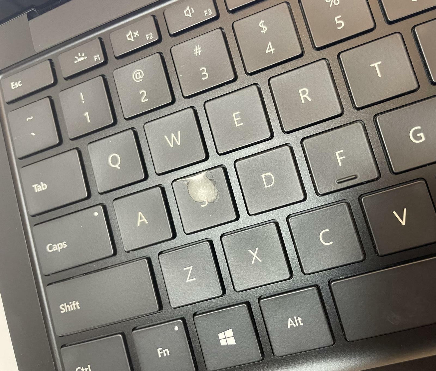 MICROSOFT SURFACE LAPTOP 4 13.5" Core i7 1185G7 16GB 256GB NVMe Black Windows 11