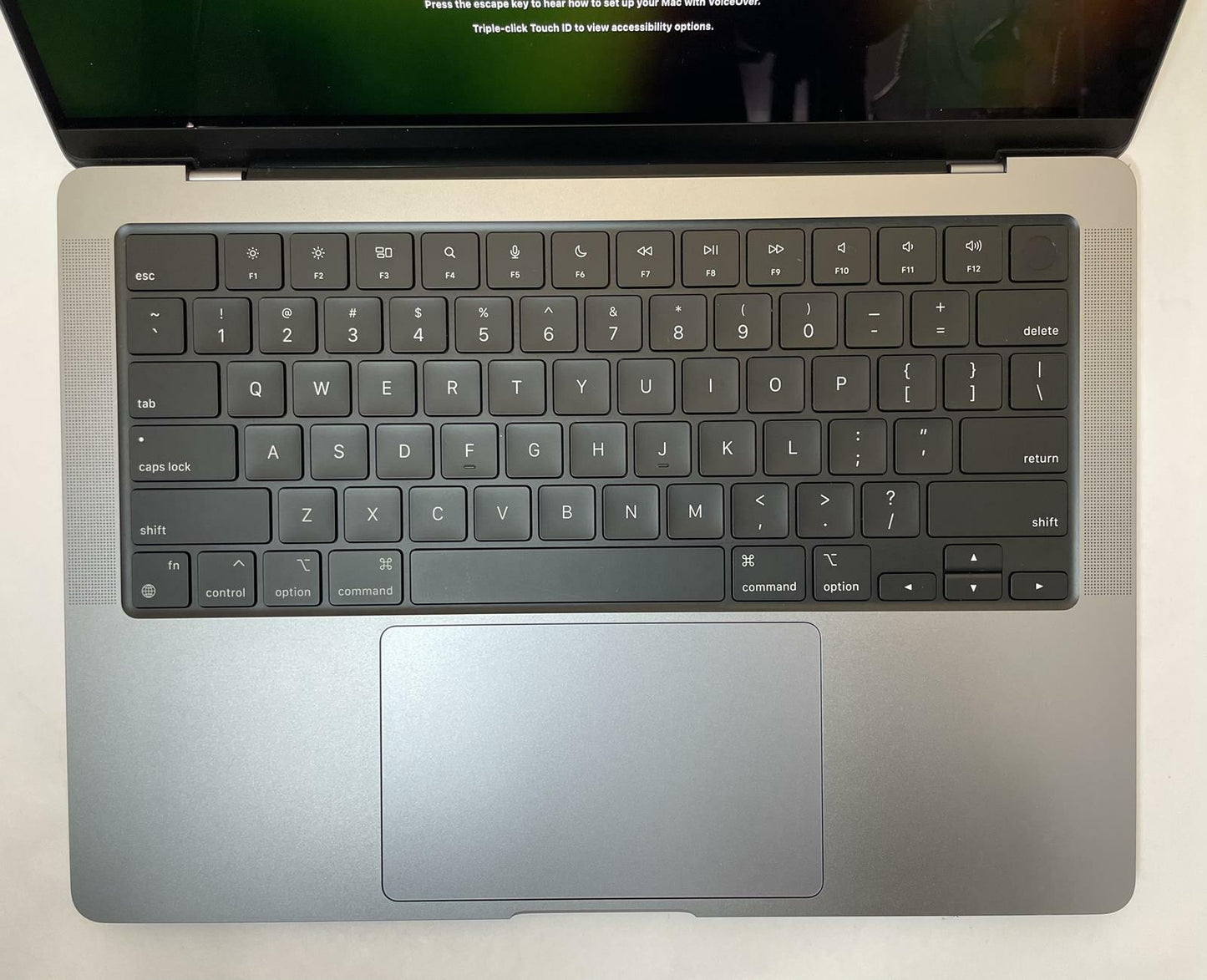 APPLE MacBook Pro A2442 2021 14" Apple M1 Pro 16GB 512GB SSD Gray Sequoia -Good