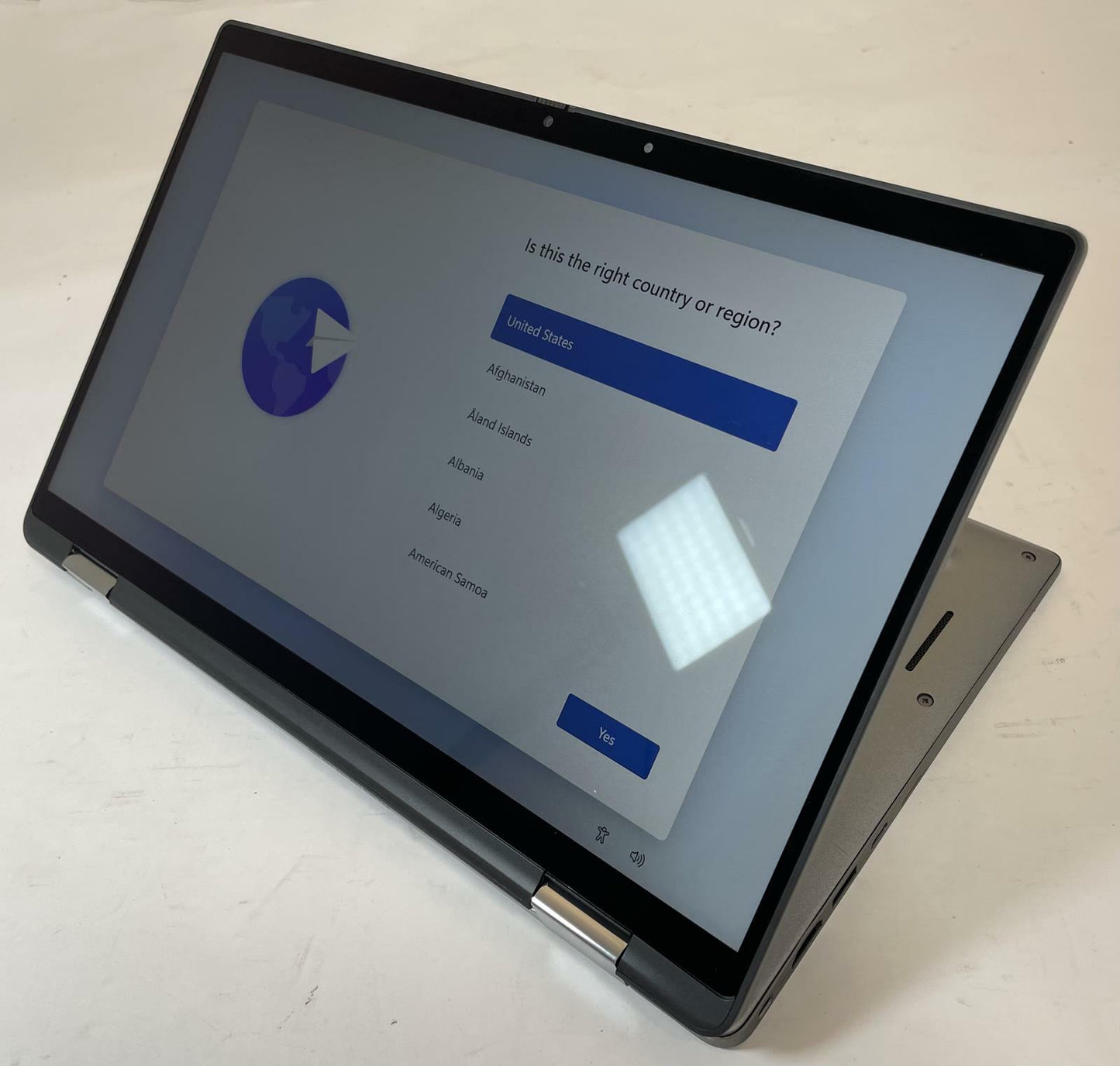 DELL LATITUDE 7420 14" 2n1 Touch Laptop i5 1145G7 256GB 16GB WIN11P -Very Good