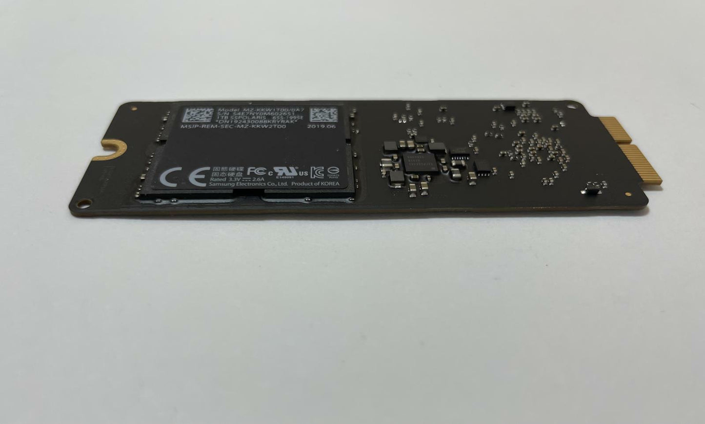 SAMSUNG MZ-KKW1T00/0A7 1TB SSPOLARIS PCIe Blade SSD - Apple 655-1995E