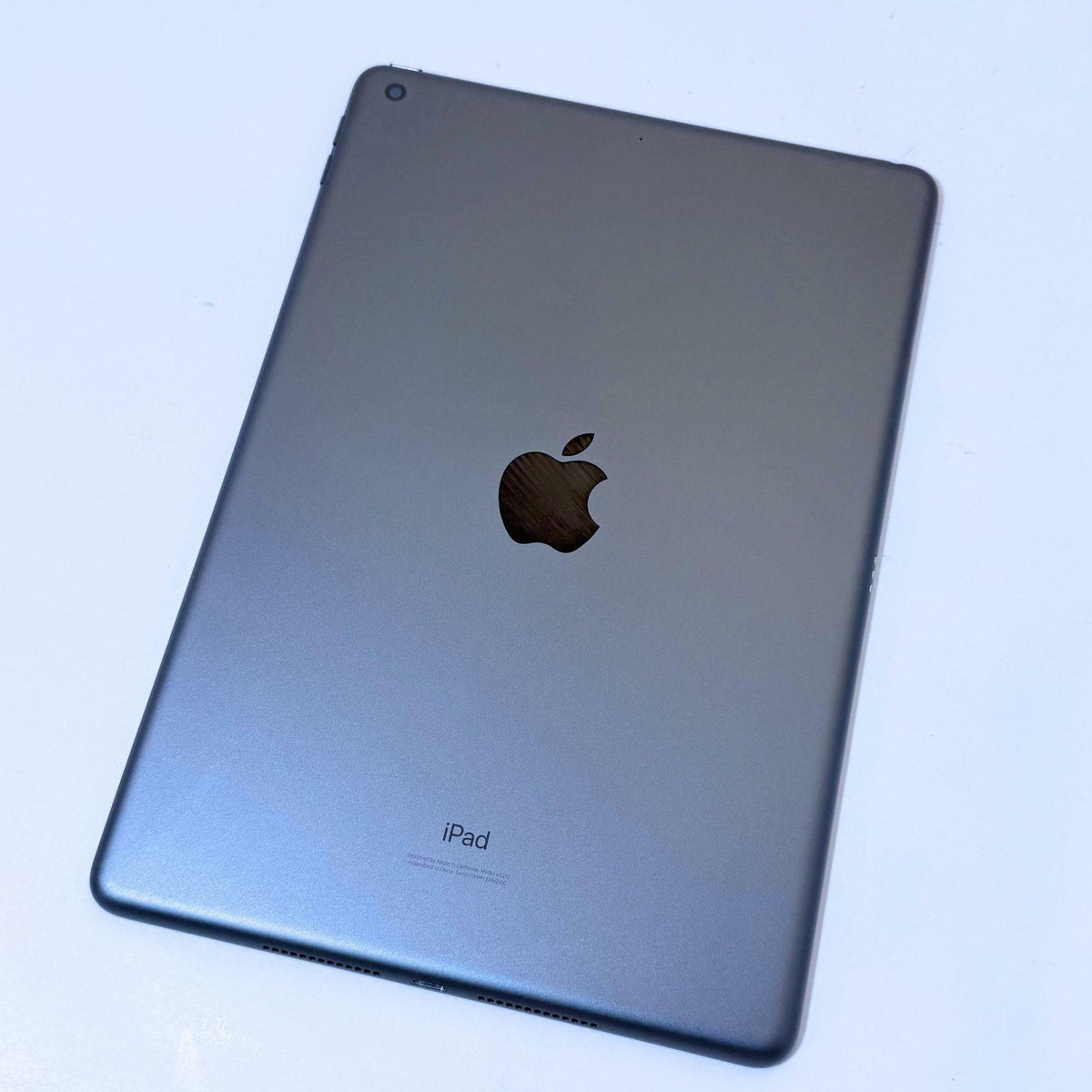 Apple iPad (8th Gen) A2270 10.2" 32GB WiFi Space Gray - Very Good