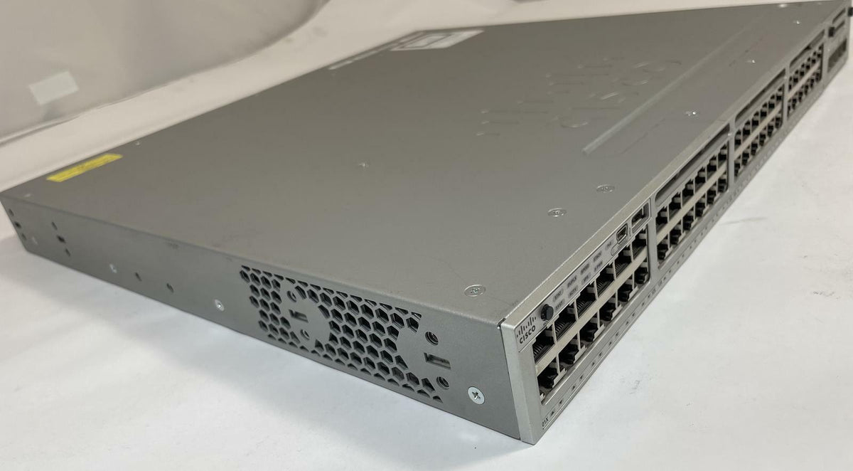 CISCO Catalyst 3850 Series 48-Port Ethernet Switch WS-C3850-48P-S V02 -Very Good