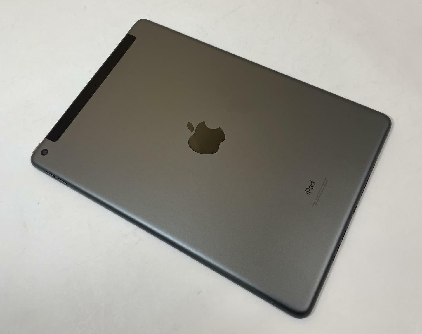 APPLE iPad 9th Gen A2603 10.2" 64GB Wi-Fi + Cellular Gray iOS -Good
