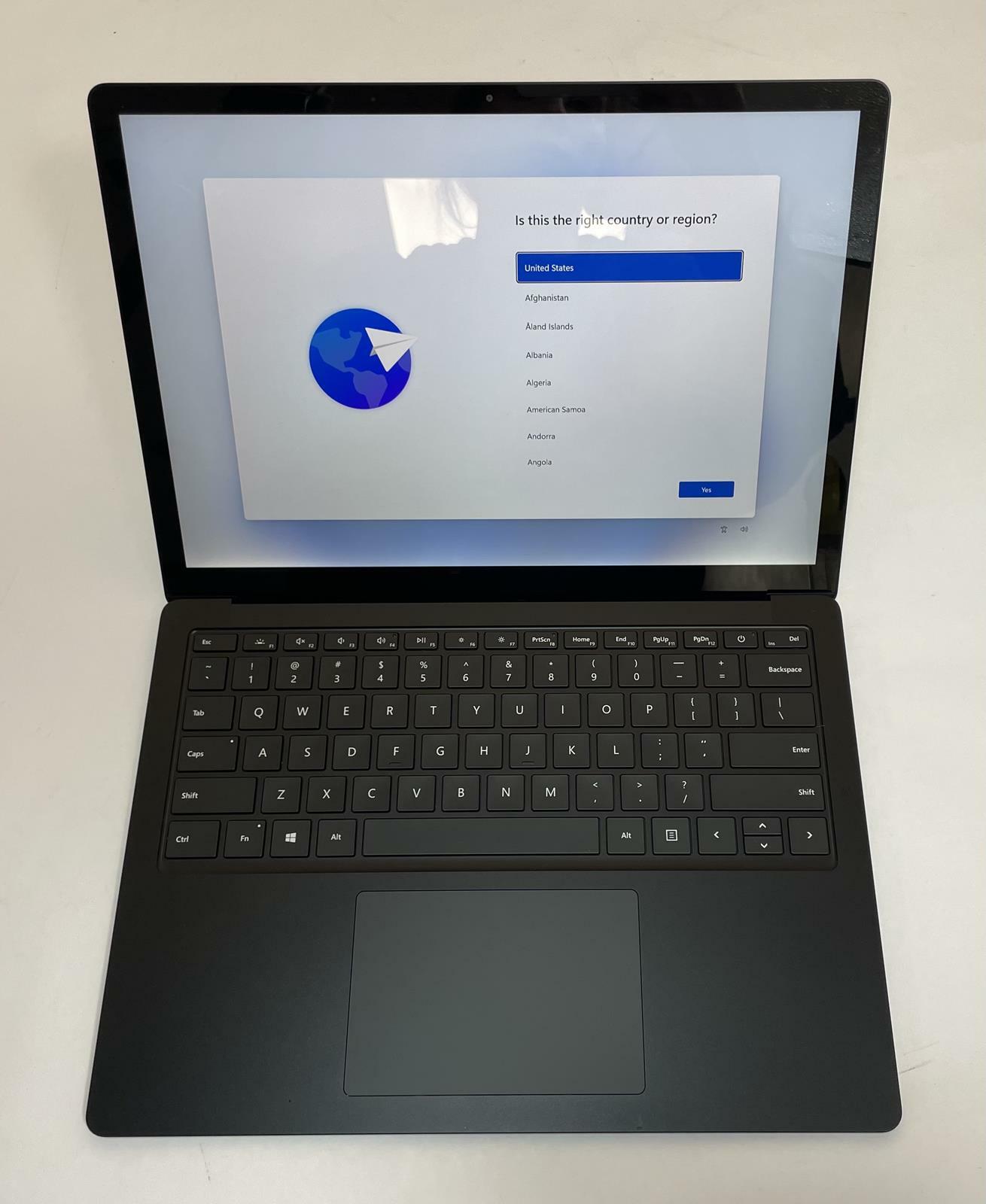 MICROSOFT Surface Laptop 3 13.5" Core i7 1065G7 16GB 256GB NVMe Windows 11 -Good