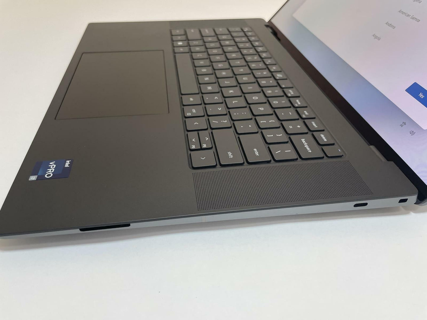 DELL PRECISION 5680 16" Touch Laptop i7-13800H 32GB 512GB NVMe WIN11 -Excellent