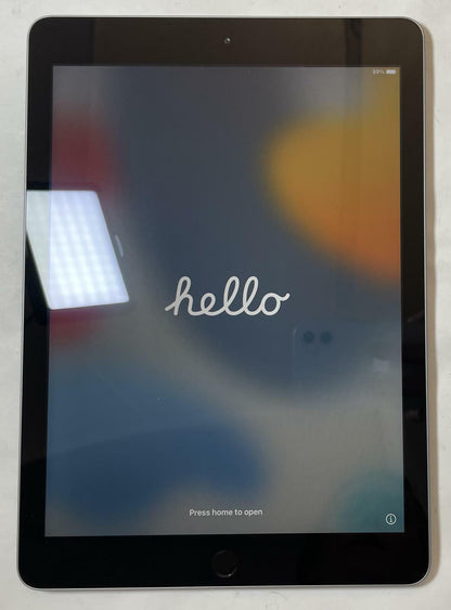 Apple iPad 5th Gen A1822 9.7" 32GB WiFi Only Gray iOS -Very Good