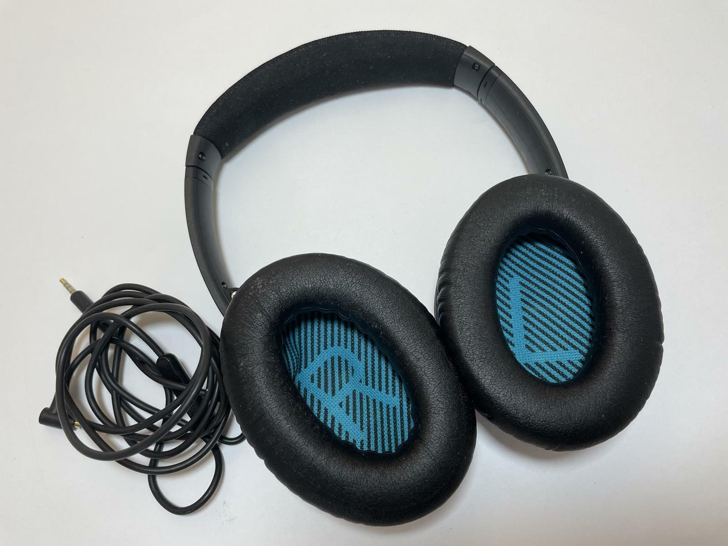 Bose QuietComfort 25 QC25 Acoustic Noise Cancelling Wired Headphones Black