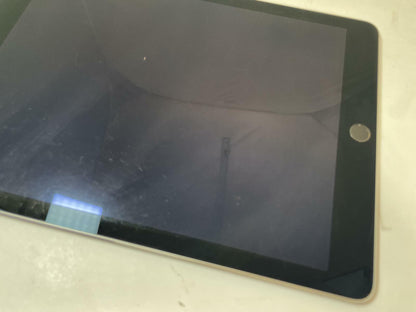 APPLE iPad Air 2 A1567 9.7" 16GB Gray Unlocked iOS 15