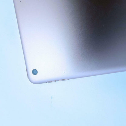 Apple iPad (8th Gen) A2270 10.2" 32GB WiFi Gold