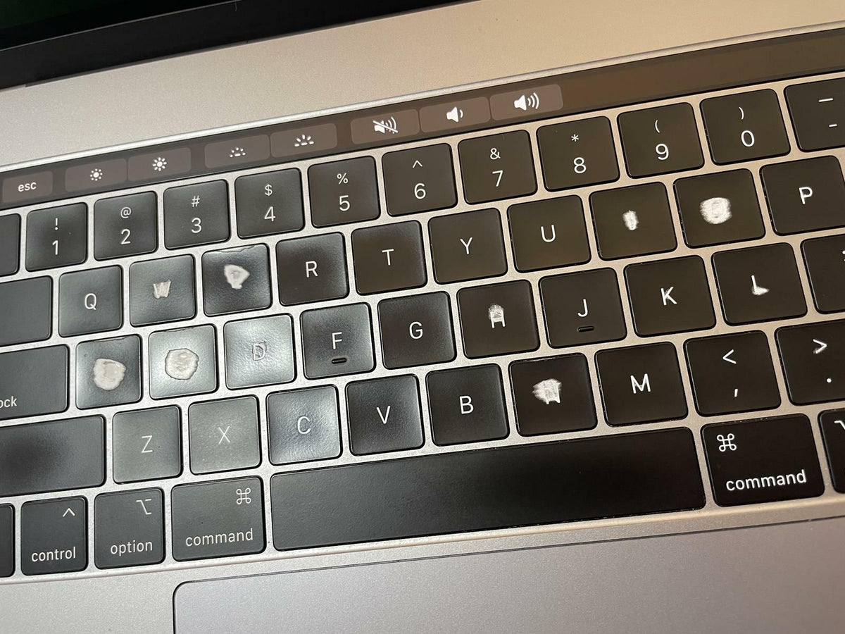 APPLE MacBook Pro A1990 2019 15" Core i9 9880H 16GB 512GB SSD Gray Sequoia