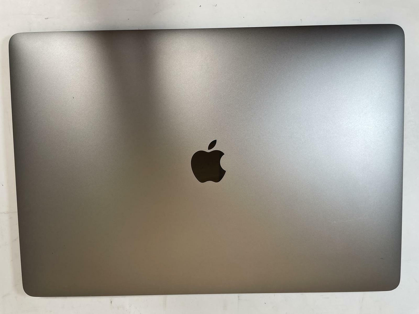 APPLE MacBook Pro A1990 2019 15" Core i7 9750H 16GB 500GB NVMe Gray Sonoma -READ