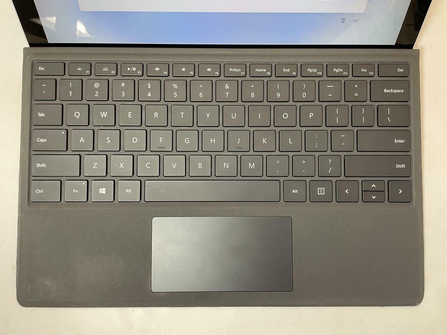 MICROSOFT SURFACE PRO 7 Plus i5 1135G7 8GB 256GB NVMe WIN11 -Good -W/ Keyboard