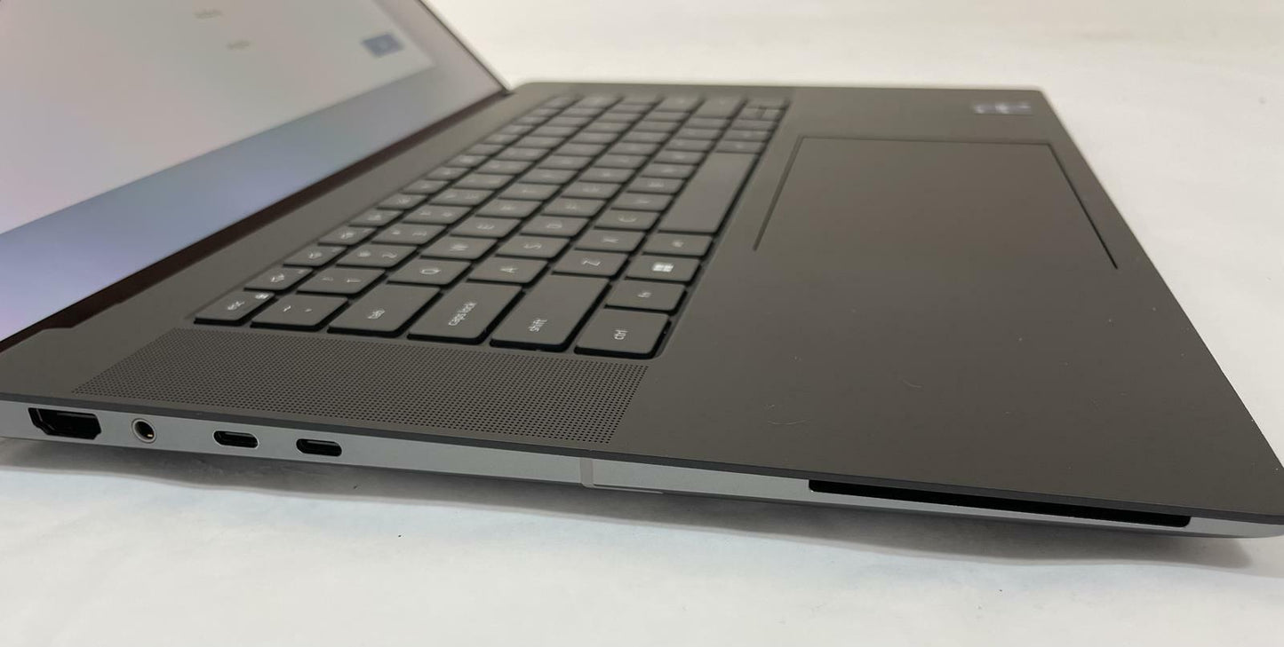 DELL PRECISION 5680 16" Touch Laptop Core i7-13800H 32GB 512GB NVMe WIN11 -Good