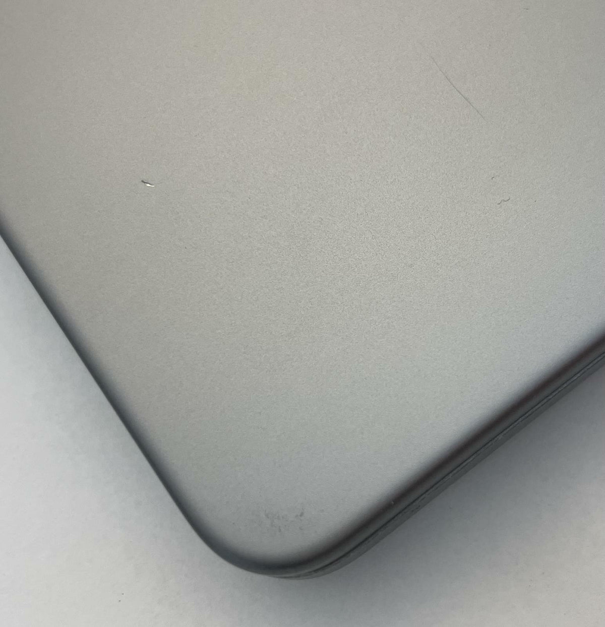 APPLE MacBook Pro A2442 2021 14" M1 Pro 16GB 512GB SSD Gray Tahoe -Good