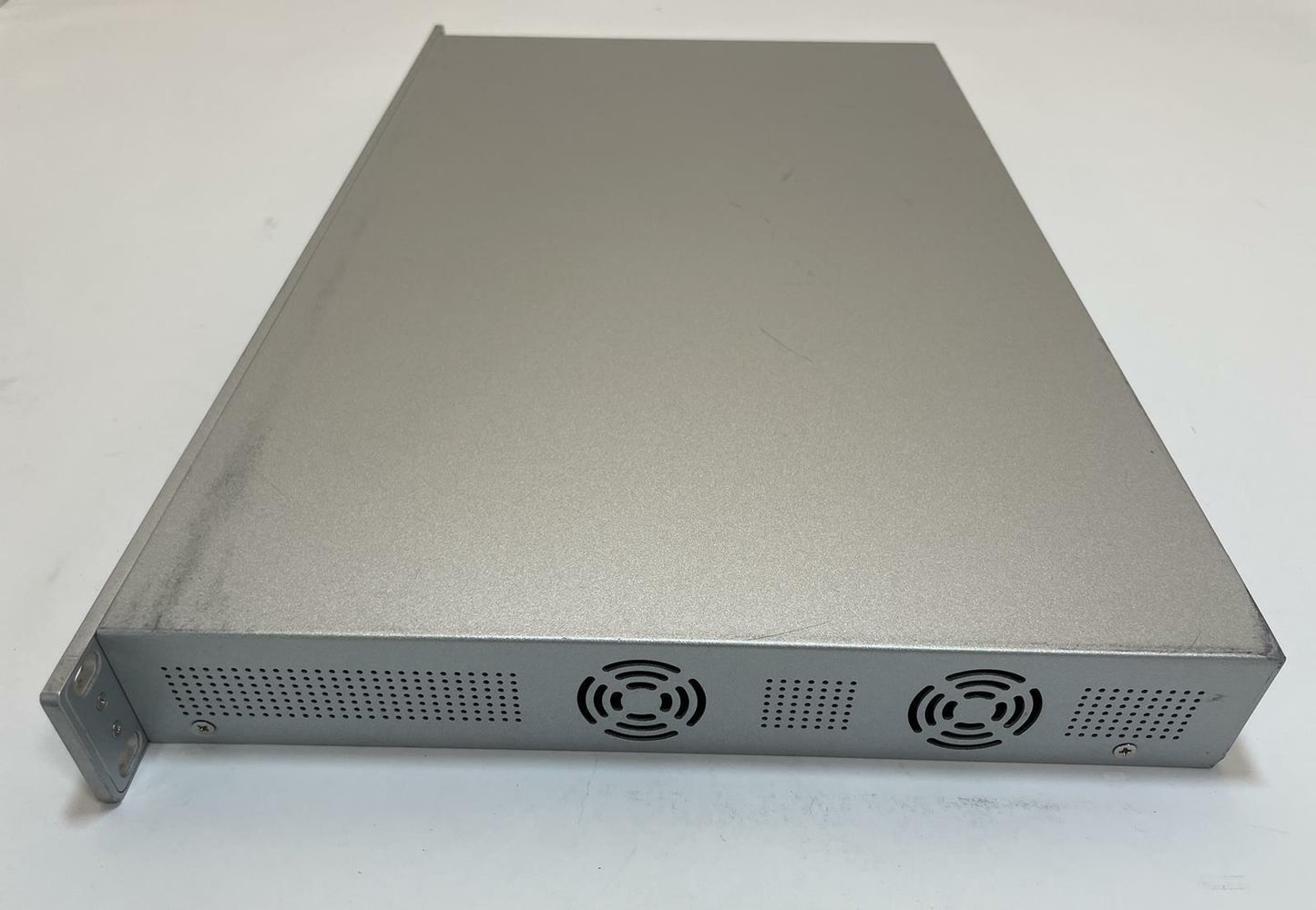 Ubiquiti UniFi US-24-250W 24-Port Managed Gigabit PoE Ethernet Network Switch